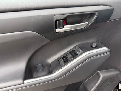 2025 Toyota Highlander XSE