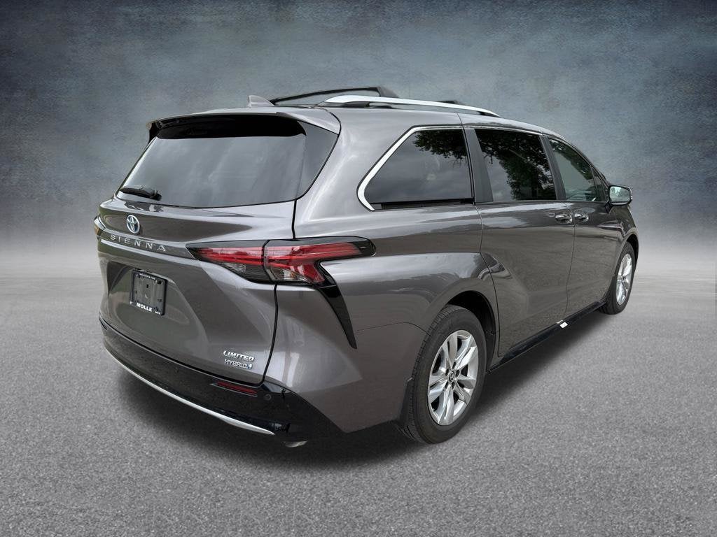 2024 Toyota Sienna Limited 7 Passenger