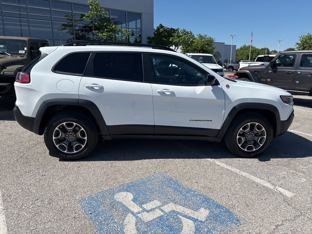 2022 Jeep Cherokee Trailhawk