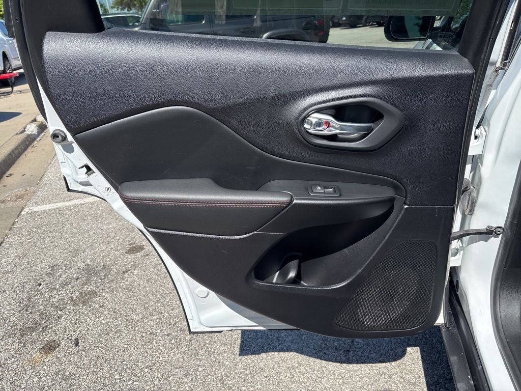 2022 Jeep Cherokee Trailhawk