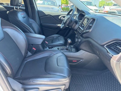 2022 Jeep Cherokee Trailhawk