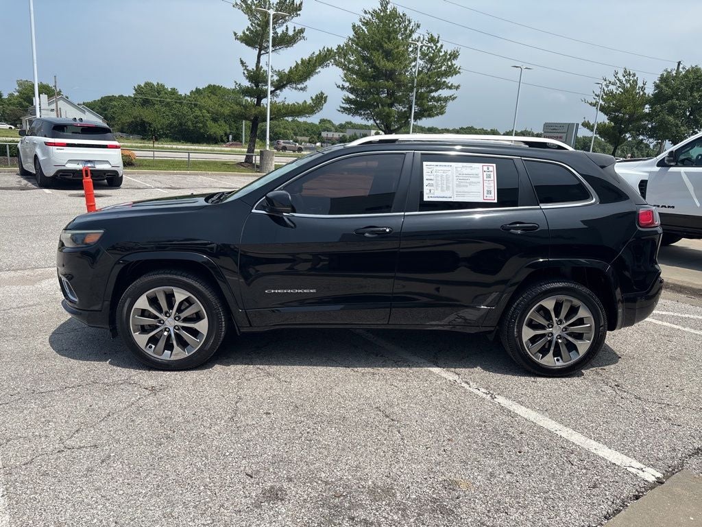 2019 Jeep Cherokee Overland