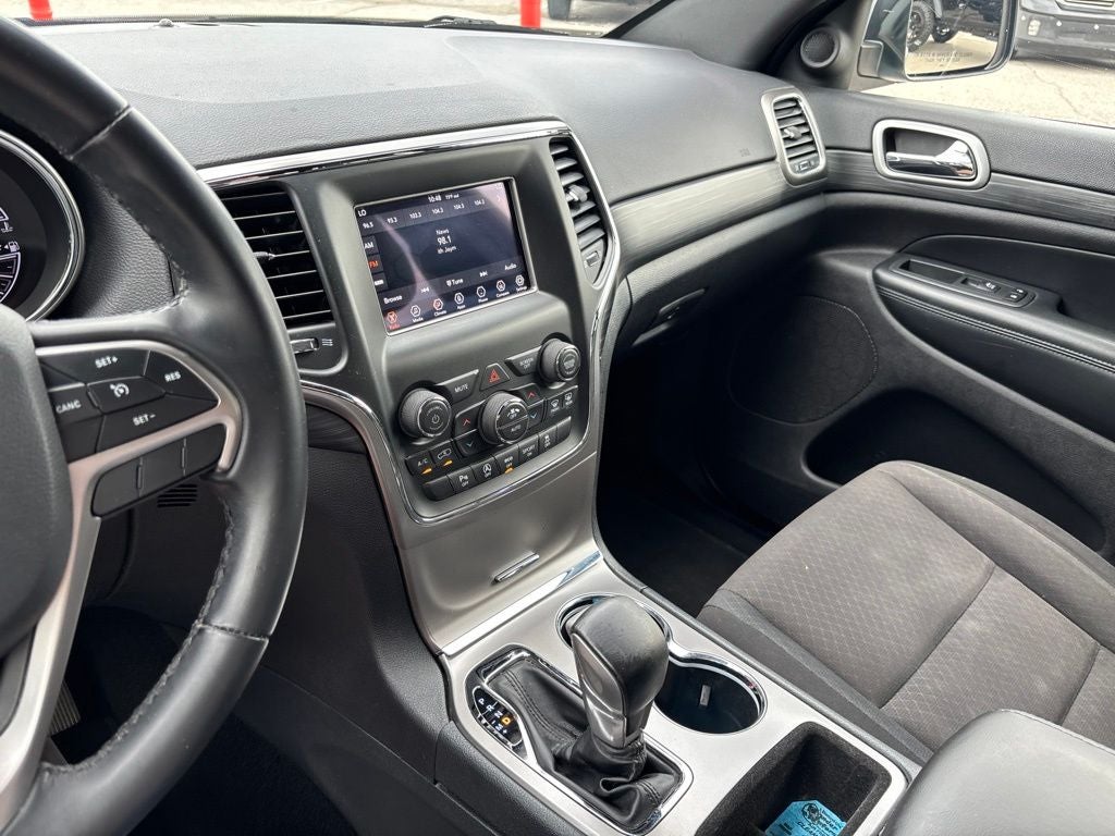 2020 Jeep Grand Cherokee Laredo E 4x4