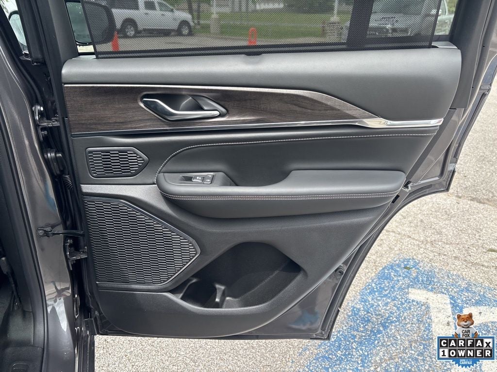 2025 Jeep Grand Cherokee Overland