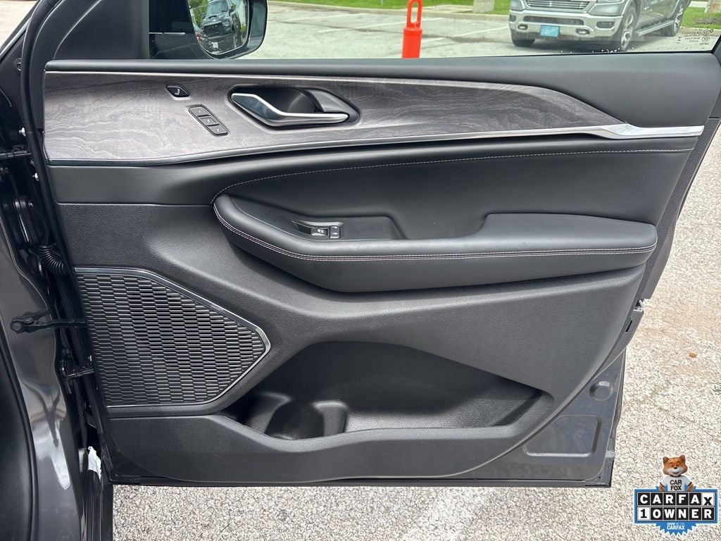 2025 Jeep Grand Cherokee Overland