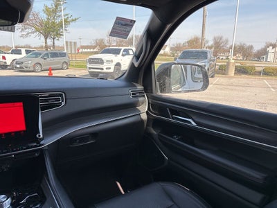 2023 Jeep Wagoneer Series III