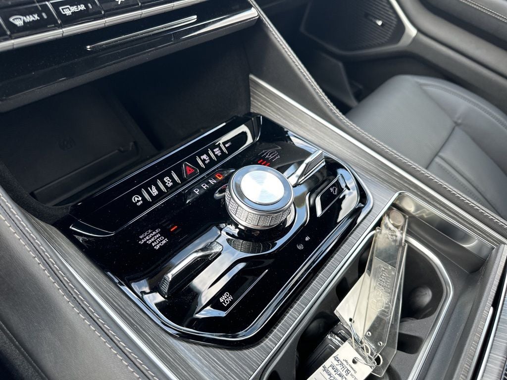 2024 Jeep Wagoneer Series III