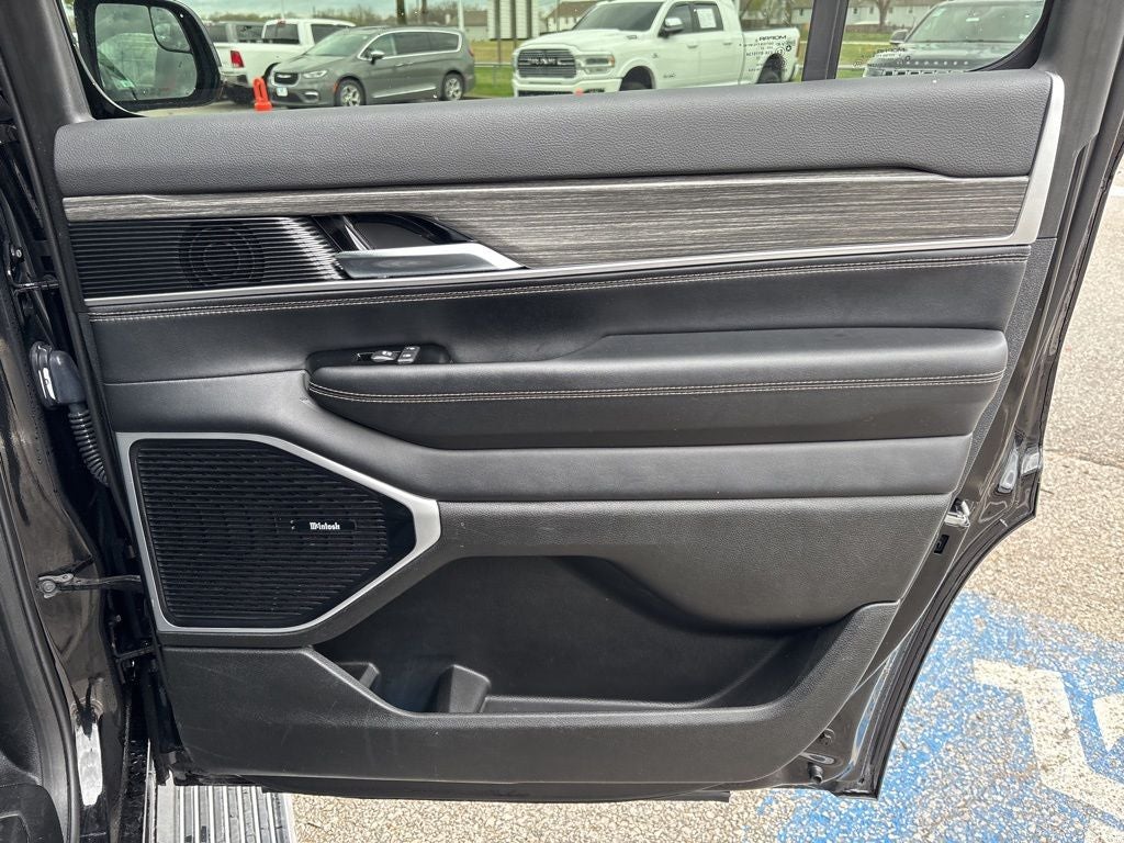 2022 Jeep Wagoneer Series III