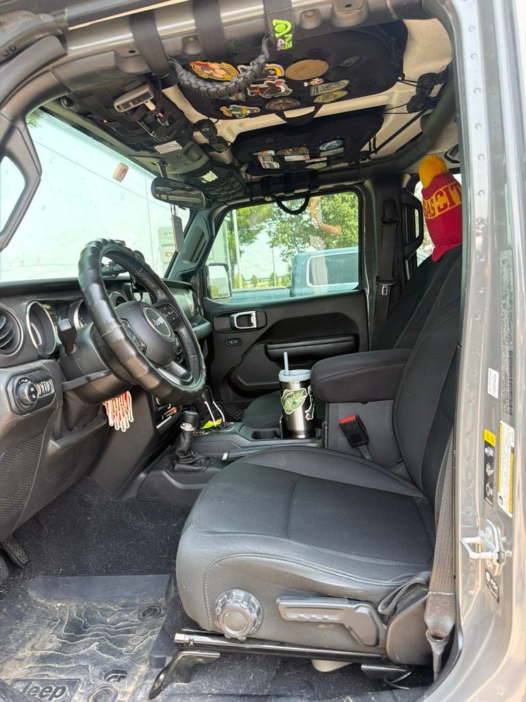 2021 Jeep Gladiator Willys