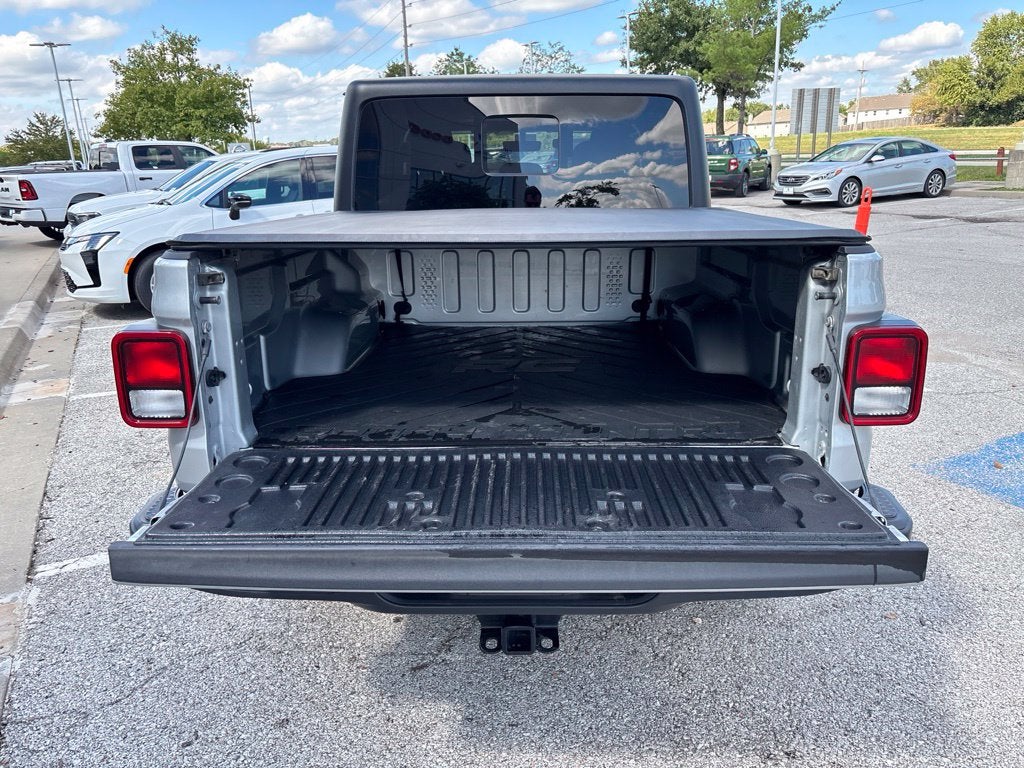 2023 Jeep Gladiator Willys