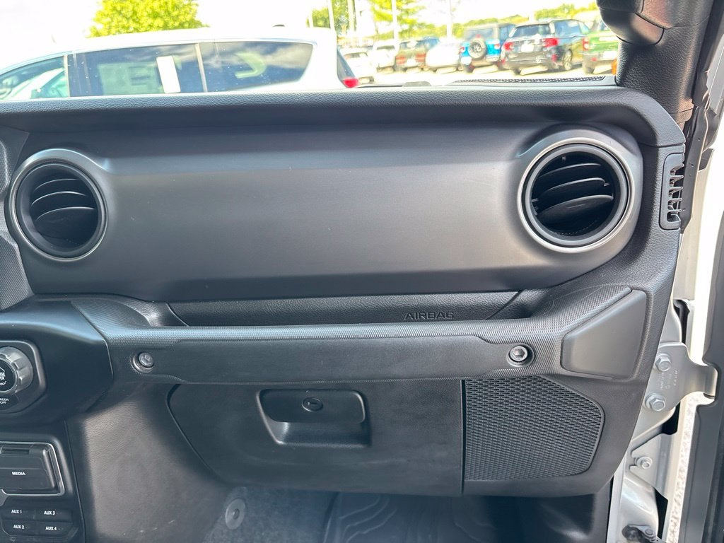 2023 Jeep Gladiator Willys