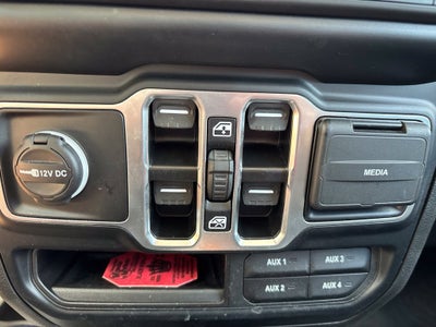 2023 Jeep Gladiator Willys