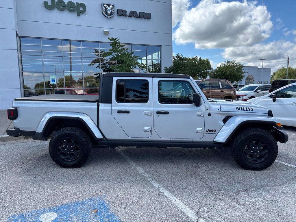 2023 Jeep Gladiator Willys
