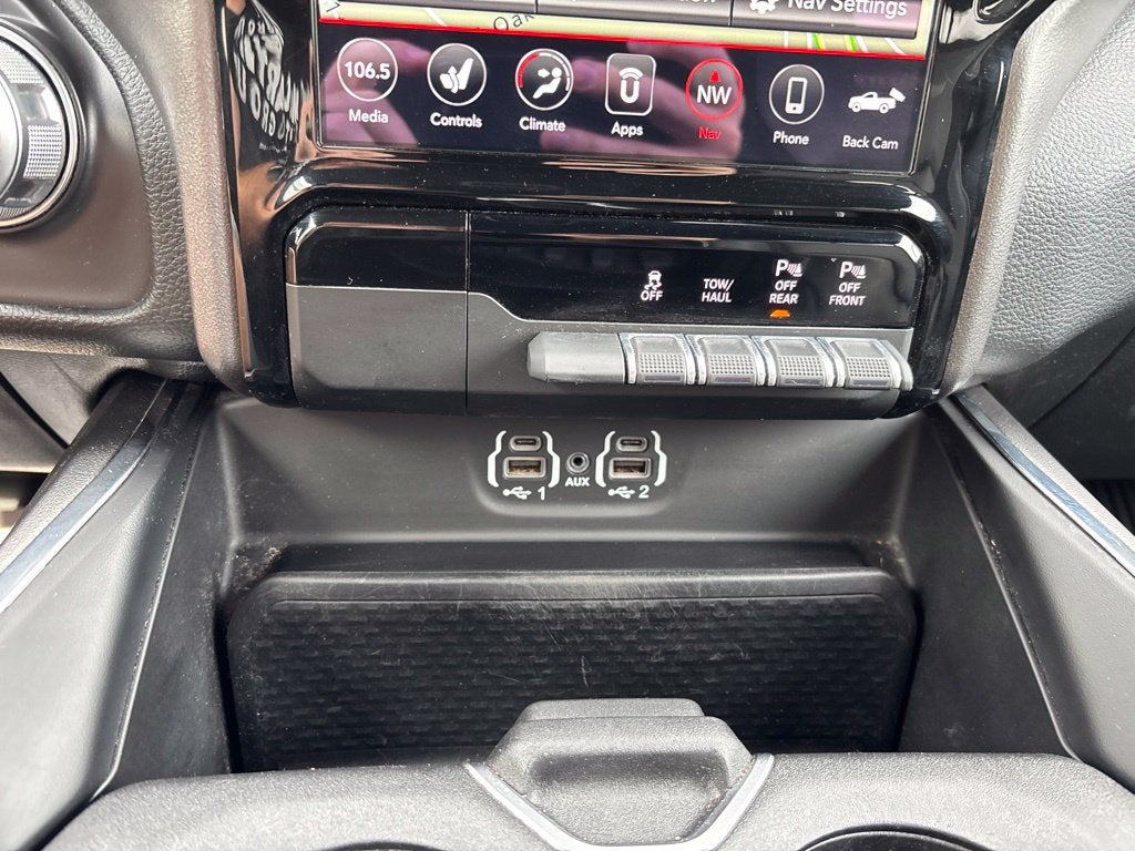 2021 RAM 1500 Laramie Crew Cab 4x4 5'7' Box