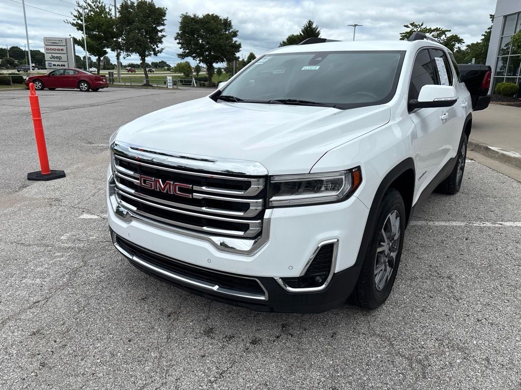 2023 GMC Acadia SLT