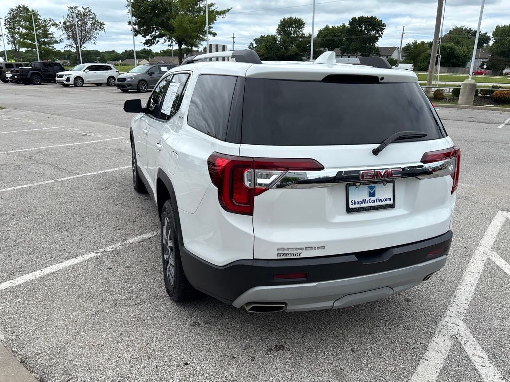 2023 GMC Acadia SLT
