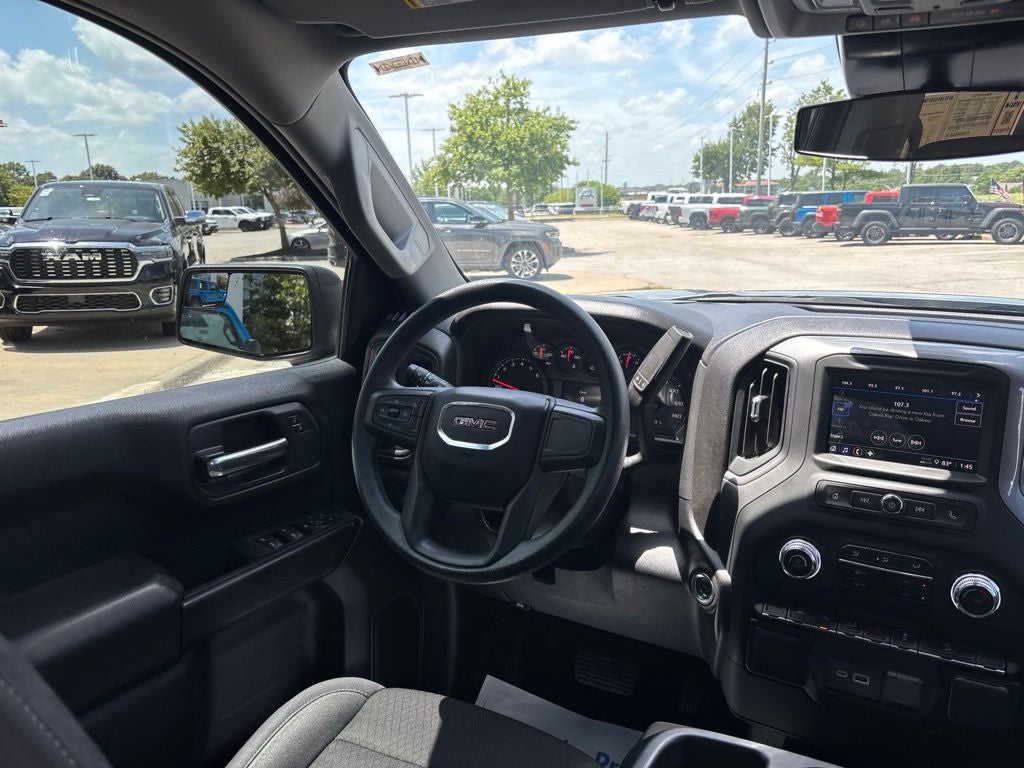 2024 GMC Sierra 1500 4WD Crew Cab Short Box Pro