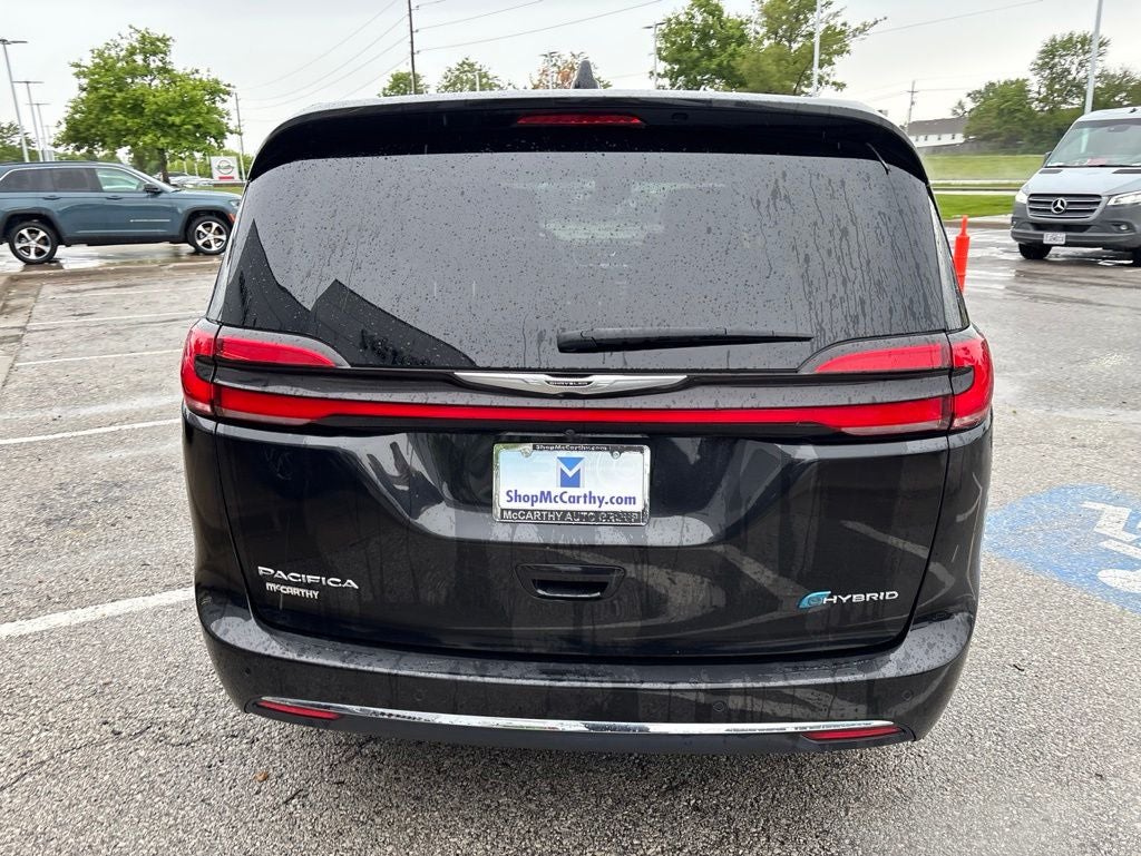 2023 Chrysler Pacifica Hybrid Touring L