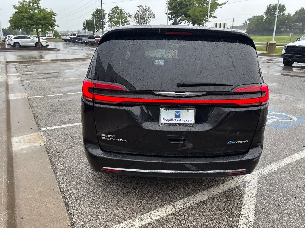 2023 Chrysler Pacifica Hybrid Touring L