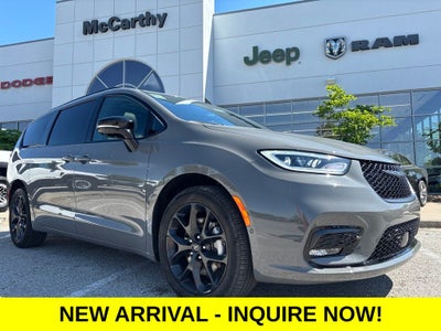 2025 Chrysler Pacifica Limited