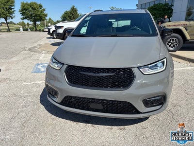 2025 Chrysler Pacifica Limited AWD