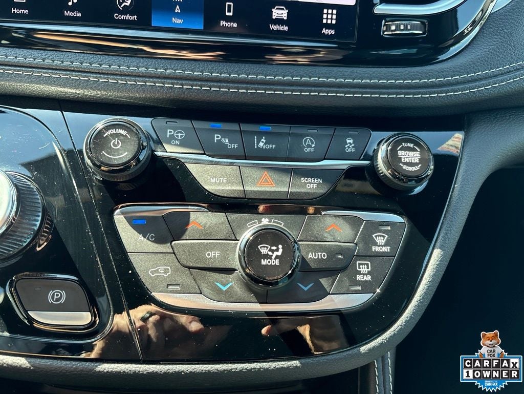 2025 Chrysler Pacifica Limited AWD