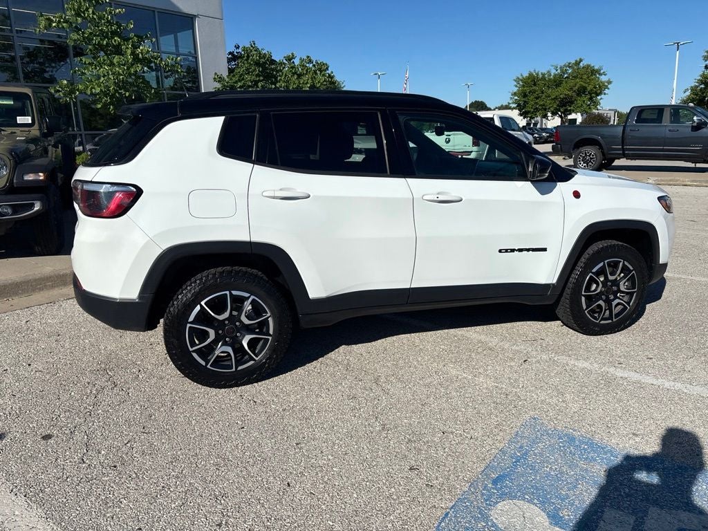2025 Jeep Compass Trailhawk 4x4