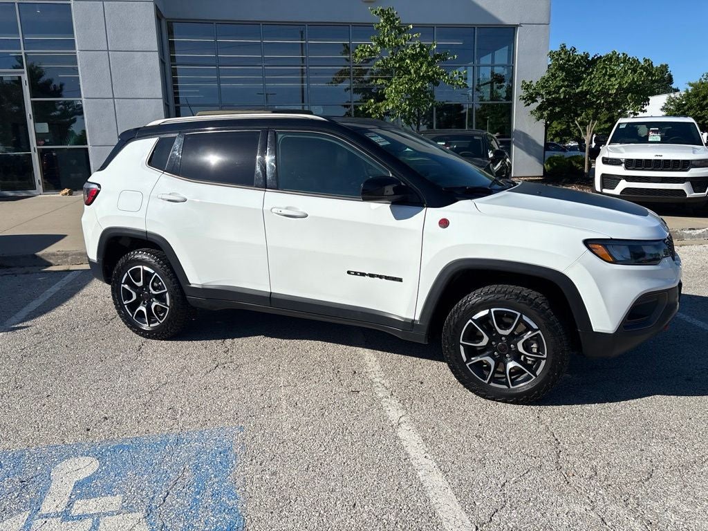 2025 Jeep Compass Trailhawk 4x4