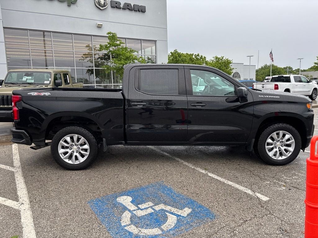 2021 Chevrolet Silverado 1500 Custom