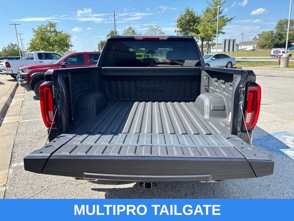 2024 GMC Sierra 1500 4WD Crew Cab Short Box SLT