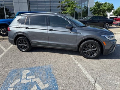 2024 Volkswagen Tiguan 2.0T SE