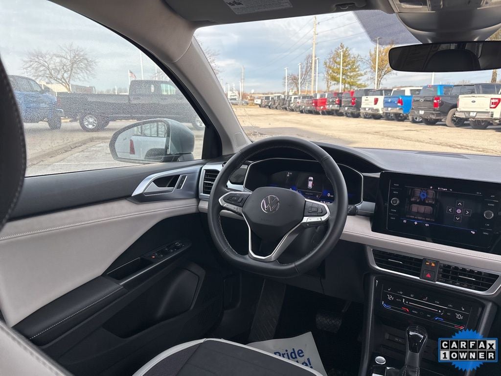 2025 Volkswagen Taos 1.5T SE