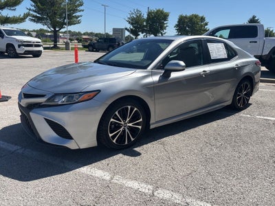 2019 Toyota Camry SE