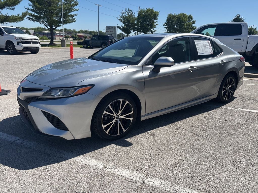 2019 Toyota Camry SE