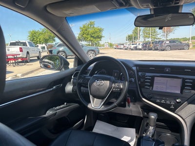 2019 Toyota Camry SE