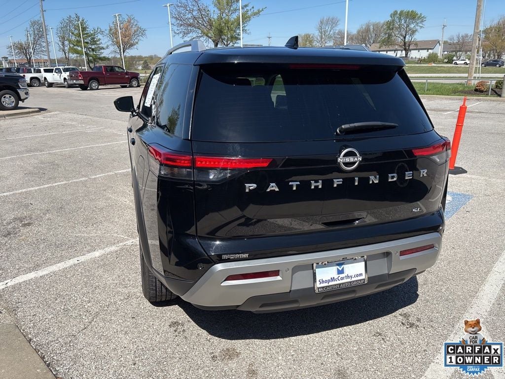 2025 Nissan Pathfinder SL