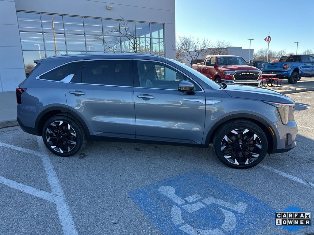 2025 Kia Sorento SX