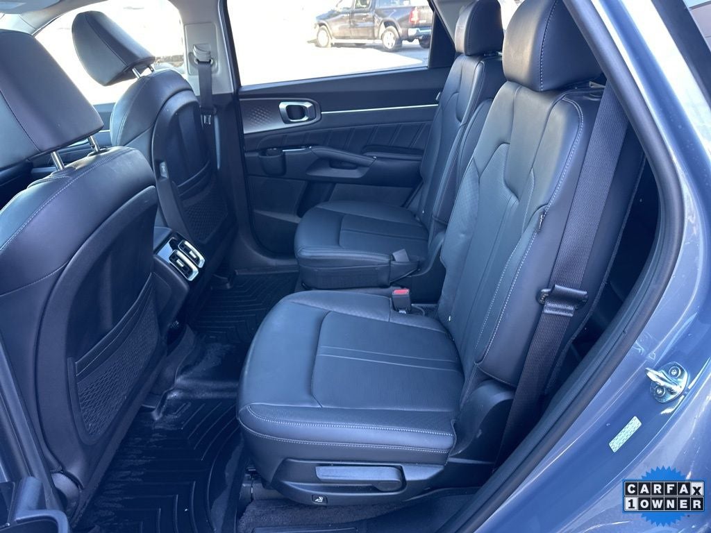 2025 Kia Sorento SX
