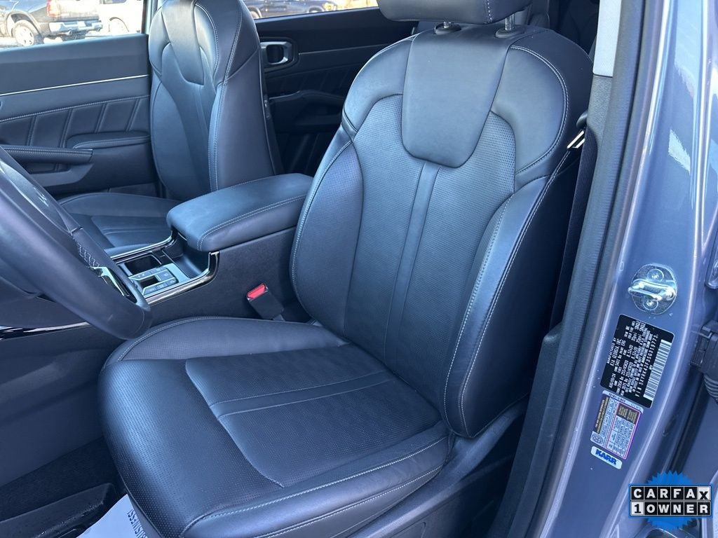2025 Kia Sorento SX