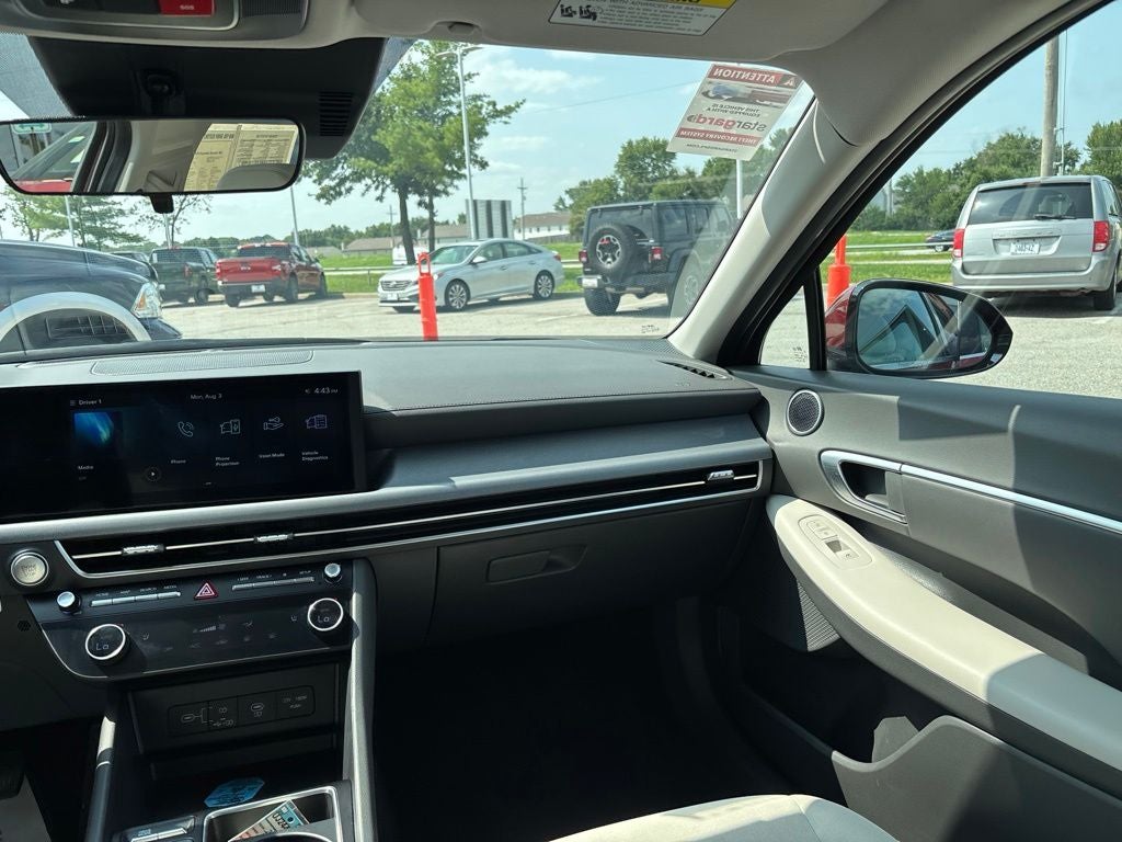 2025 Hyundai SONATA SEL