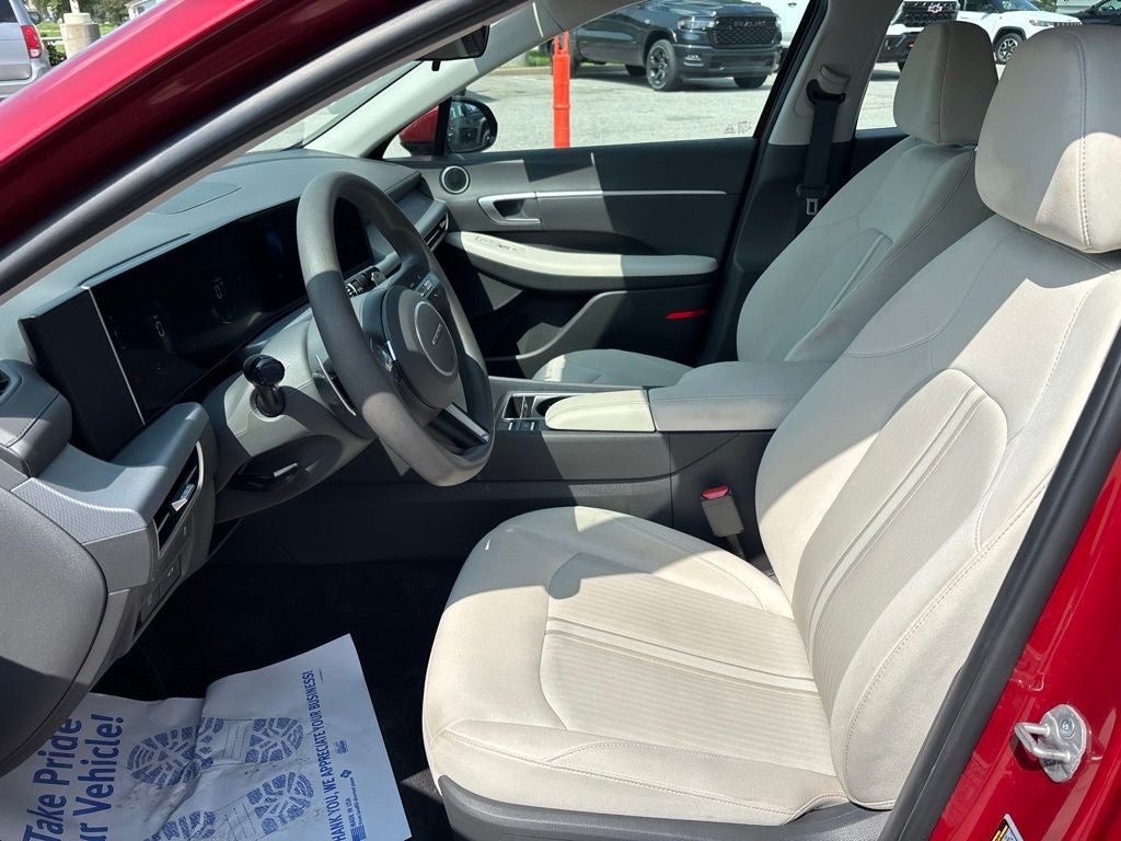2025 Hyundai SONATA SEL