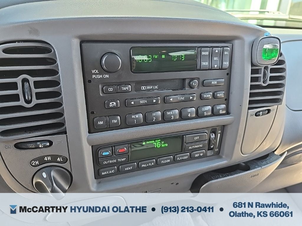 2002 Ford F-150 Lariat