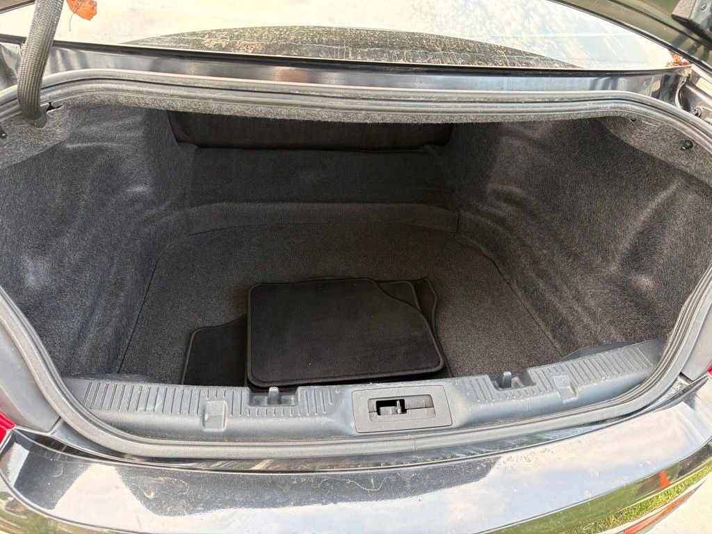 2015 Lincoln MKS Base