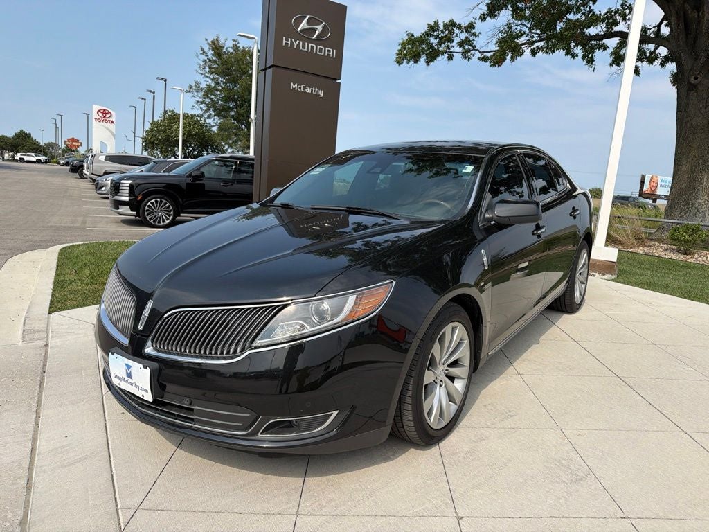 2015 Lincoln MKS Base