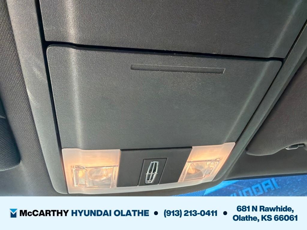 2015 Lincoln MKS Base