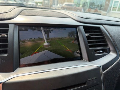 2015 Lincoln MKS Base
