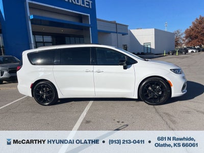 2025 Chrysler Pacifica Limited