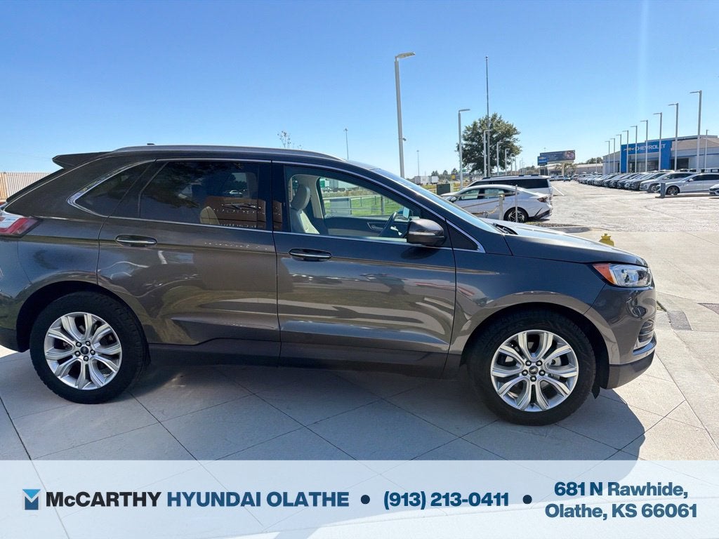2020 Ford Edge Titanium