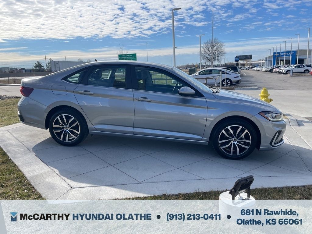 2025 Volkswagen Jetta 1.5T SE