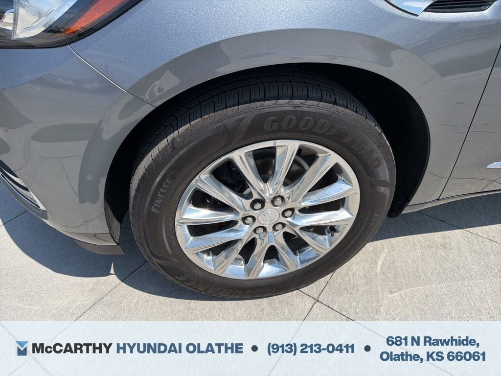 2021 Buick Enclave Essence